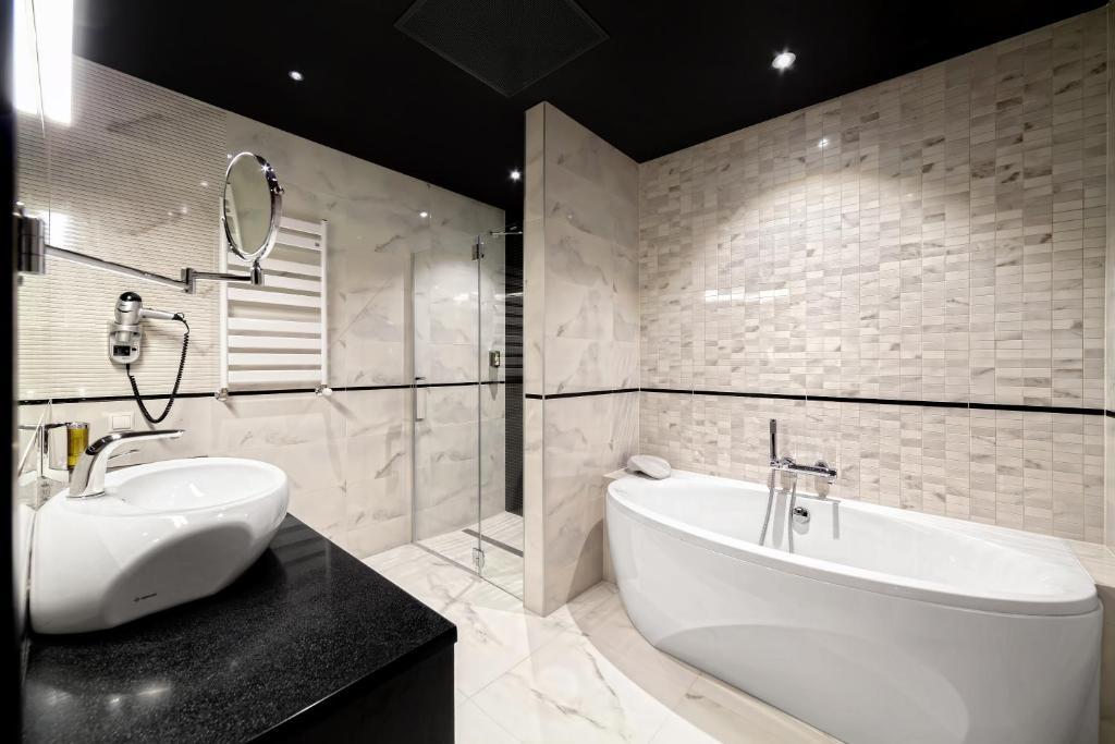 Sloneczny Zdroj Medical Spa & Wellness Busko-Zdrój Pokoj fotografie