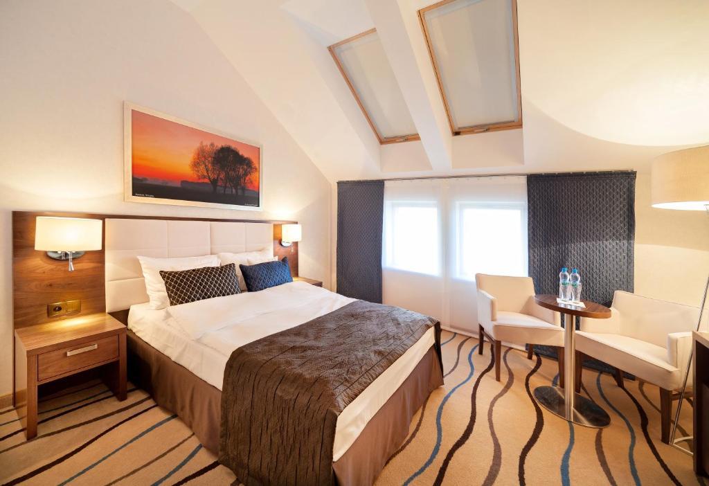 Sloneczny Zdroj Medical Spa & Wellness Busko-Zdrój Pokoj fotografie
